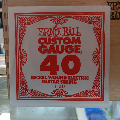 Cuerdas individuales Ernie Ball Custom Gauge Nickel Wound 1140/40
 Indicador