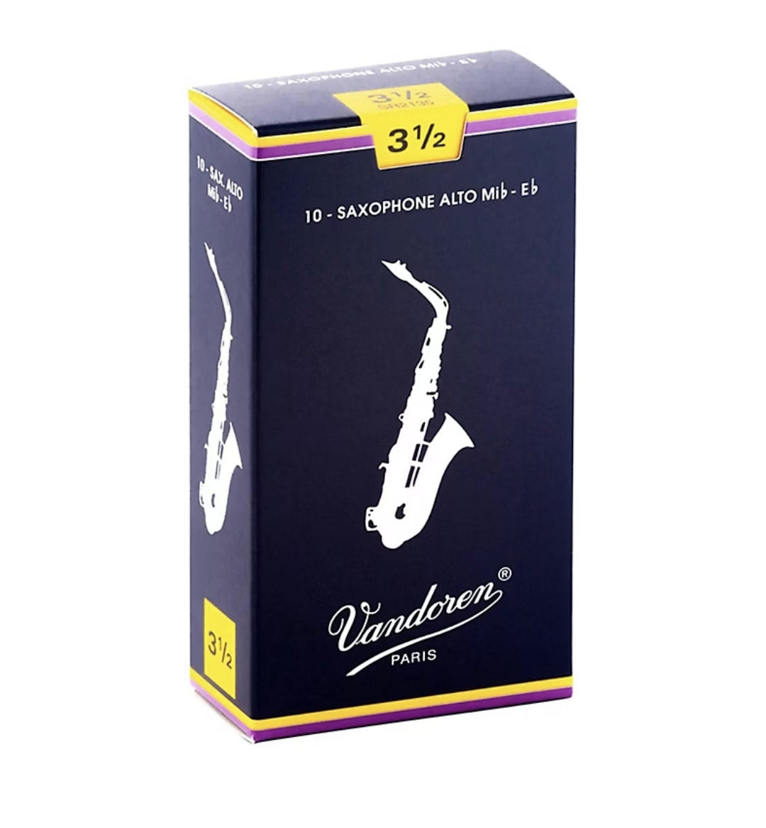 Vandoren Alto Saxophone Reeds Strength 3.5, Box of 10