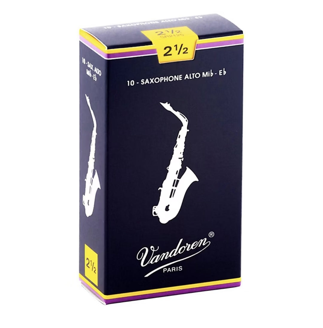 Vandoren Alto Saxophone Reeds Strength 2.5, Box of 10