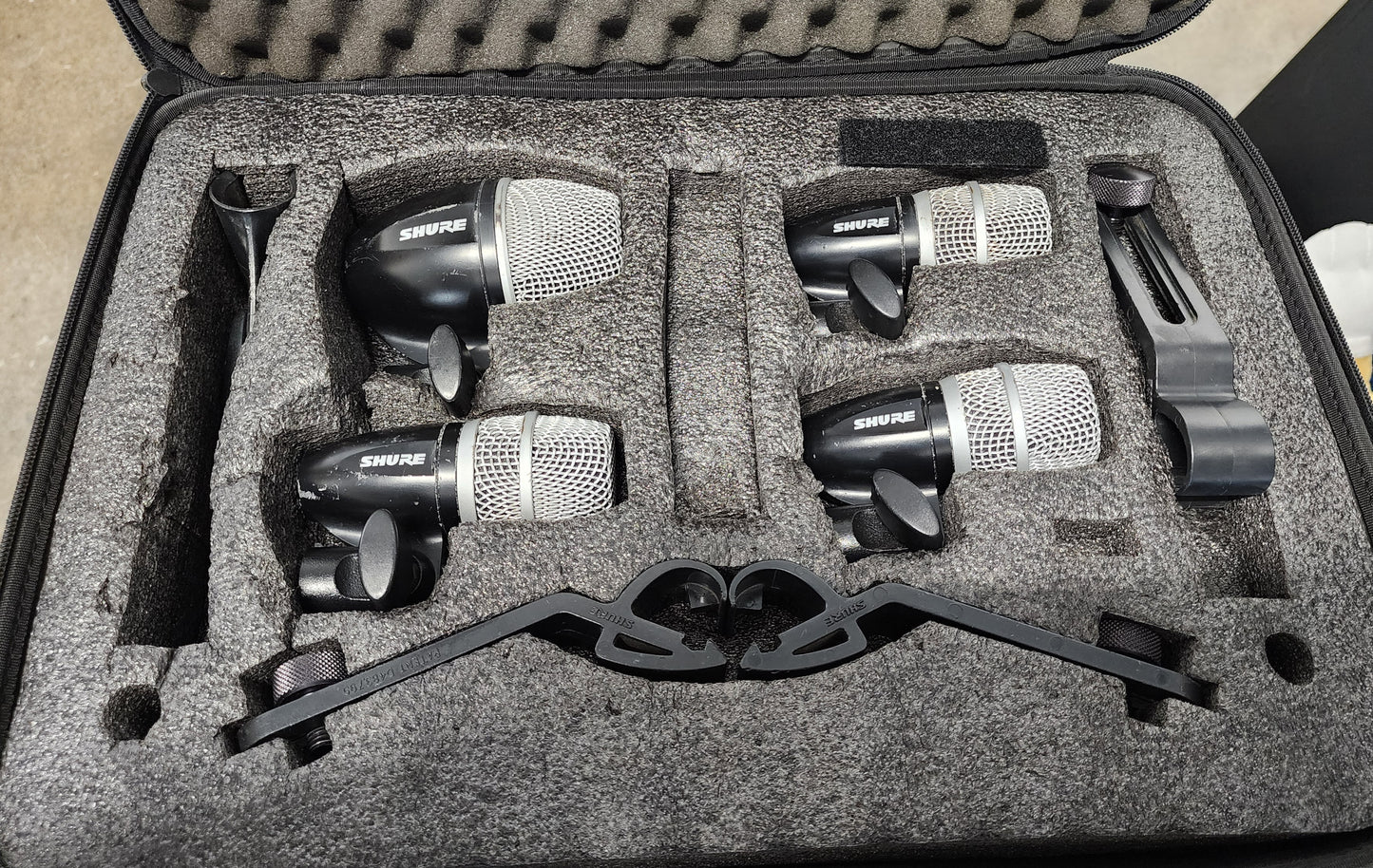 Shure PGA 4PC DRUM MIC KIT - Black