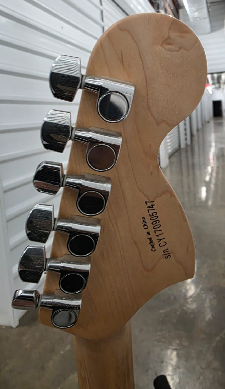 Fender Affinity Series® Stratocaster®, Left-Handed, Rosewood Fingerboard, Brown Sunburst Electric Guitar