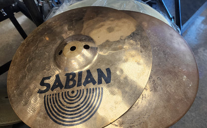 Par de platillos Hi-Hat Sabian B8 Fusion de 13"